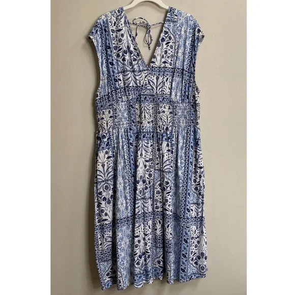 Old Navy Blue Paisley Print Waist-Defined Smocked Midi Dress Size XL Petite - Picture 5 of 15